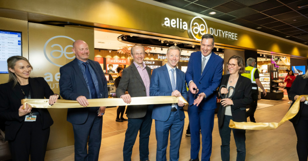 Aelia team store opening