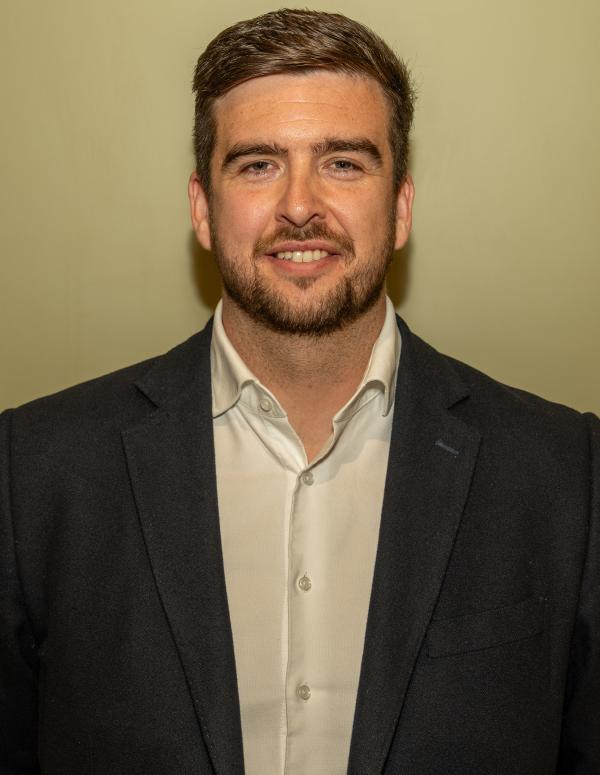 Nicholas Dunne headshot