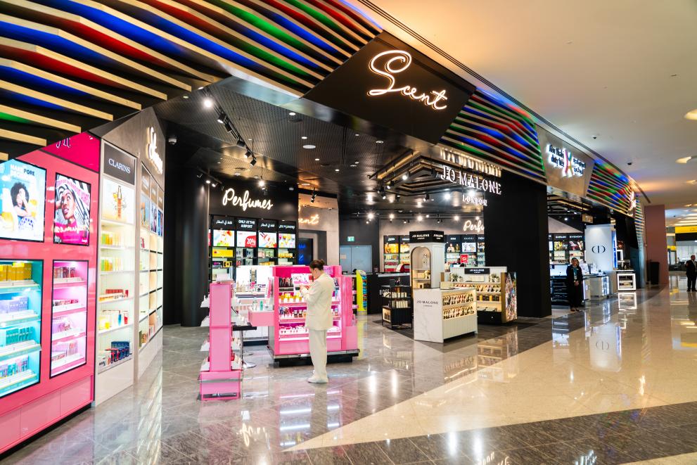 Lagardere-Travel Retail- Abu Dhabi- Scent exterior